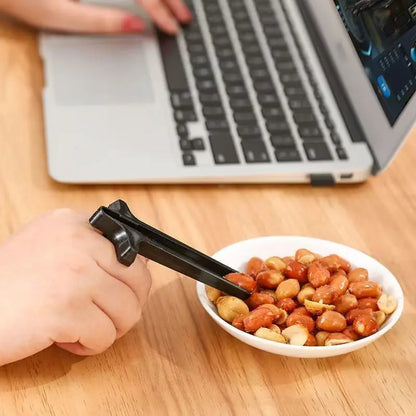 Finger Chopsticks For Gamer